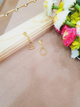 Load image into Gallery viewer, Serena Earrings