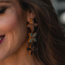 Load image into Gallery viewer, Gigi Earrings