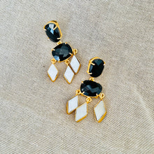 Load image into Gallery viewer, Kesha Earrings